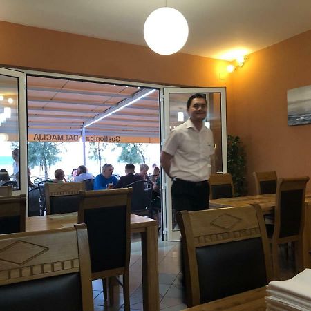 Apartments Dalmacija สตารีกราด-ปาเคลนีซา ภายนอก รูปภาพ