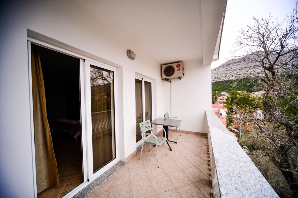 Apartments Dalmacija สตารีกราด-ปาเคลนีซา ห้อง รูปภาพ